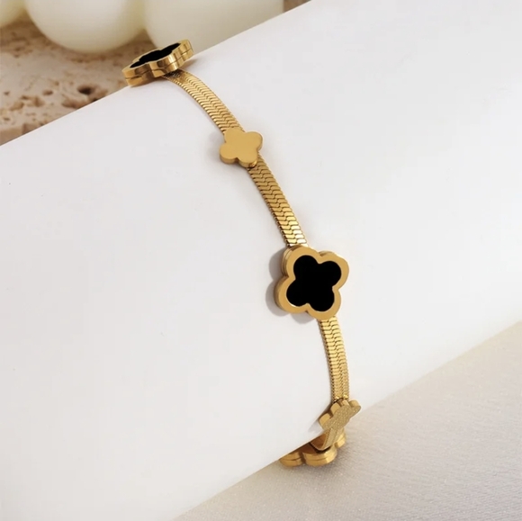 18k Gold Plated Clover Bracelet Designer Inspired - Picture 7 of 8